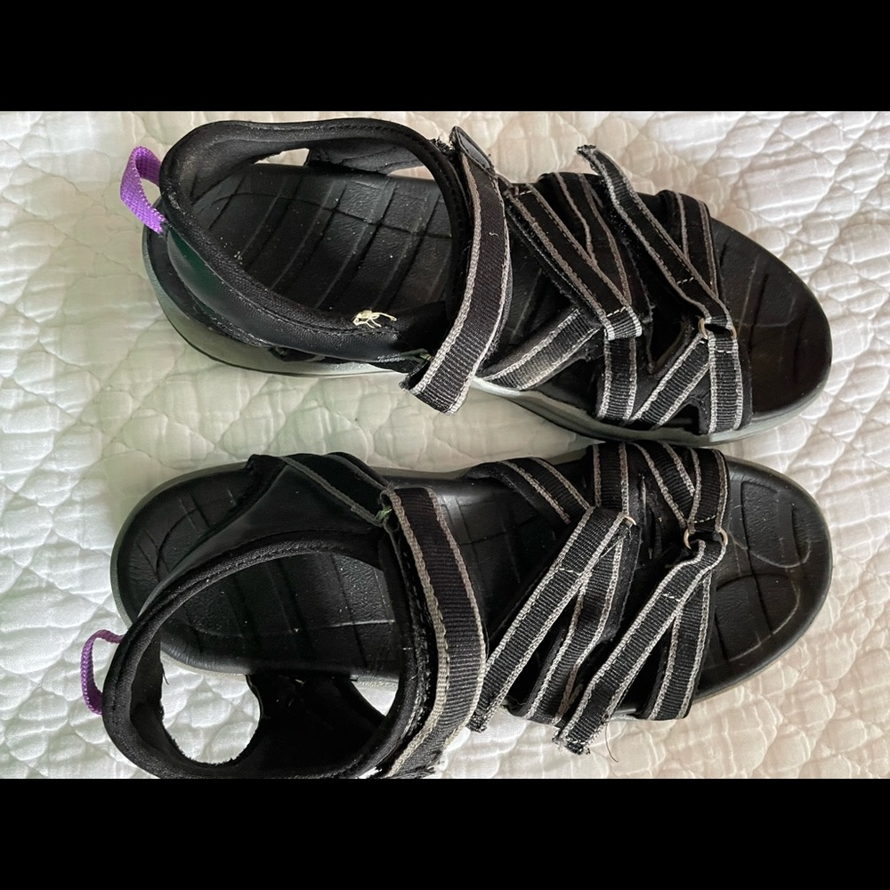 Hiking sandals ANY 3 PAIR SHOES ($10 or less) 3 for $15 in bundle.